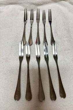 Set of 10 Vintage Stainless Steel 2-Prong Cocktail Snail Seafood Forks